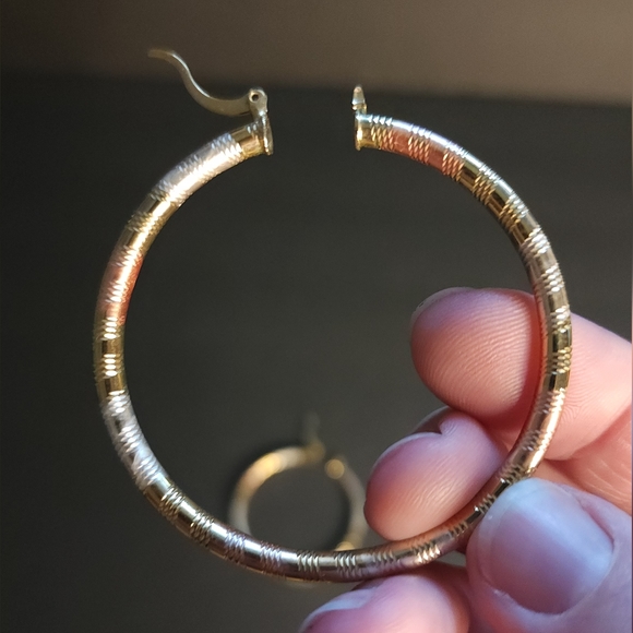 ๐ 3 for $15 Deal! ๐2 gold color hoop earrings - Picture 1 of 2